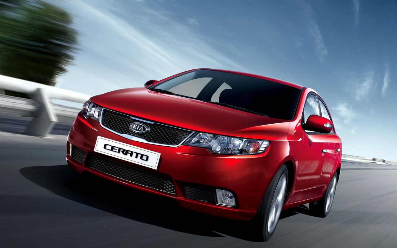 Автомобиль марки Kia модели Cerato