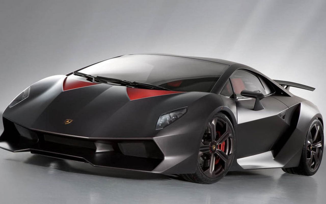 Красивый автомобиль Lamborghini Sesto Elemento