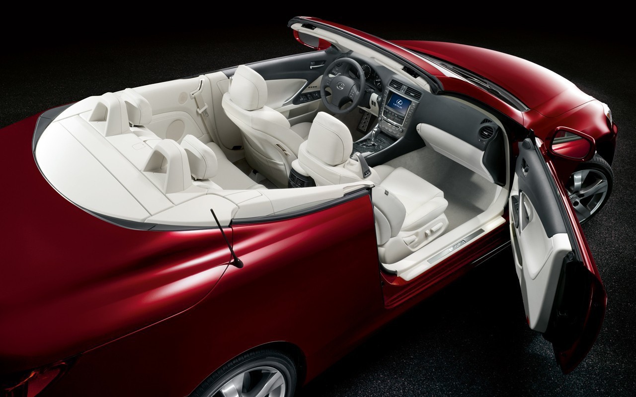 Роскошный Lexus IS 250