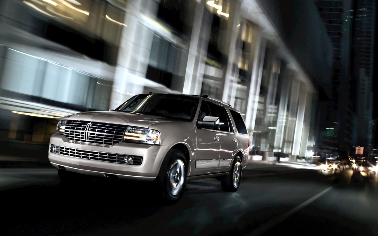 Дизайн автомобиля Lincoln Navigator