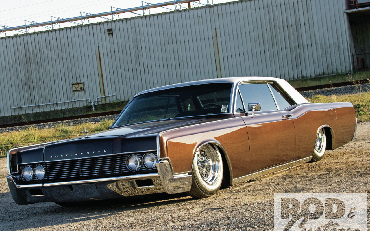 Тест драйв автомобиля Lincoln Continental