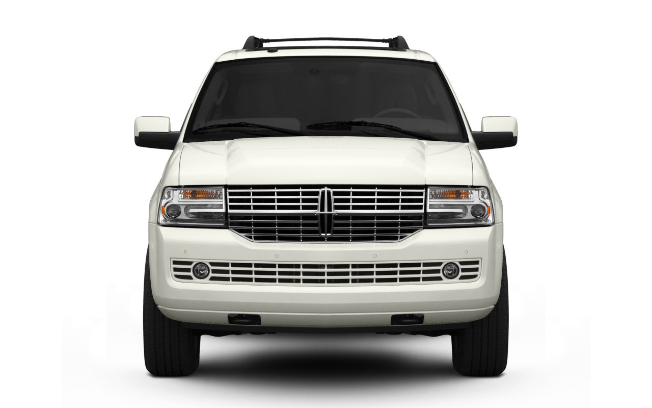 Тест драйв автомобиля Lincoln Navigator 2014