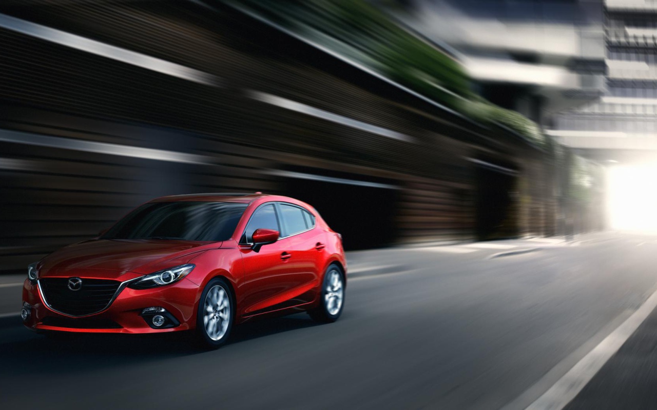 Новый автомобиль Mazda 3 2014