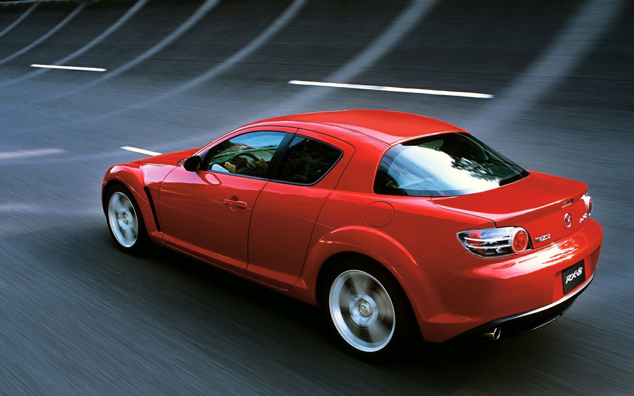 Новая машина Mazda RX 8