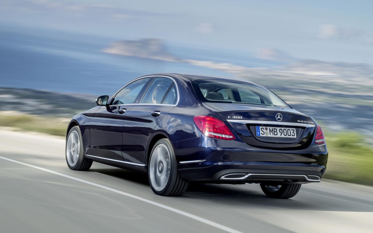 Mercedes C class 2014 в дороге