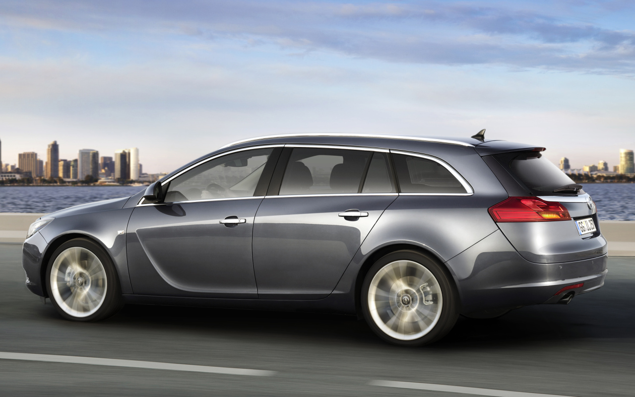 Дизайн автомобиля Opel Insignia