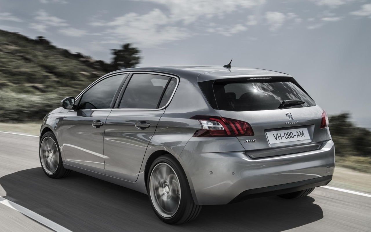 Стремительный Peugeot 308