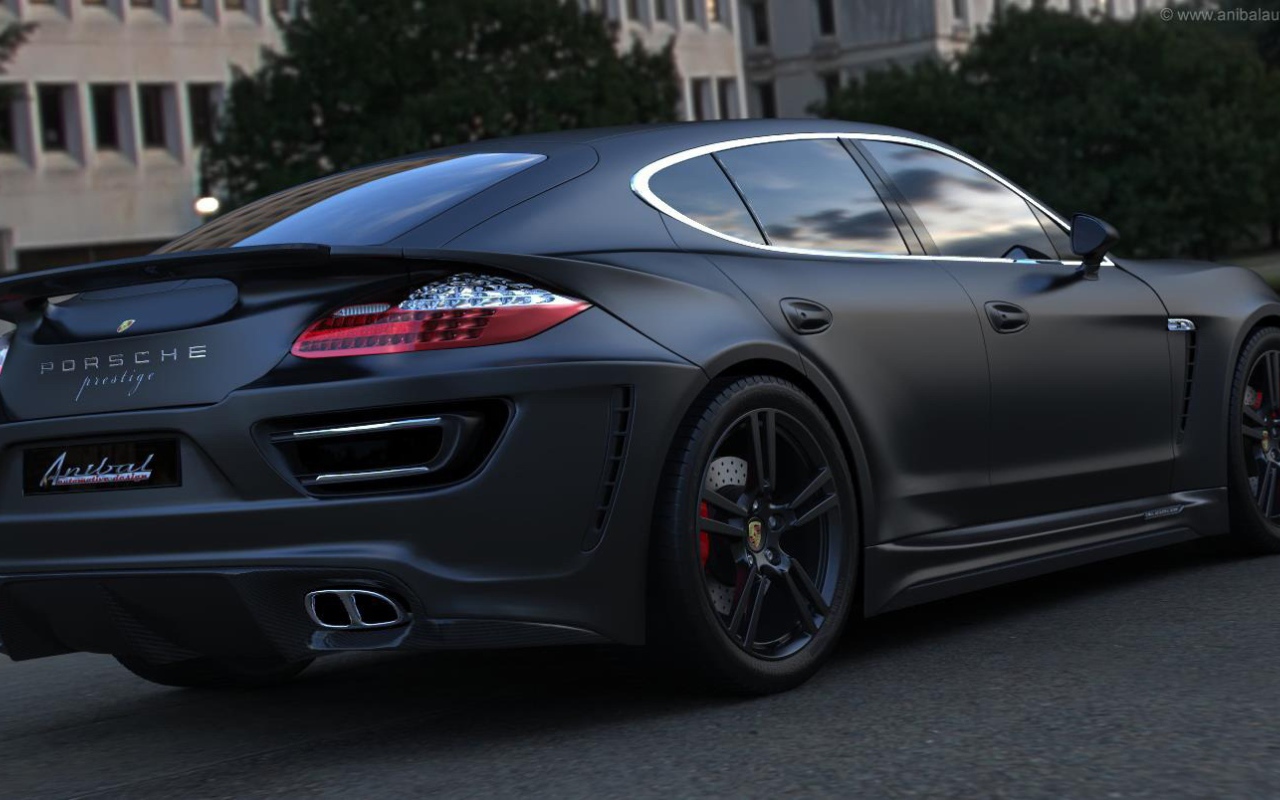 Porsche Panamera в городе