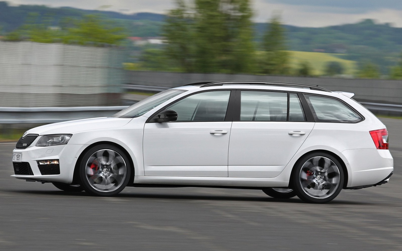 Тест драйв автомобиля Skoda Octavia 2014