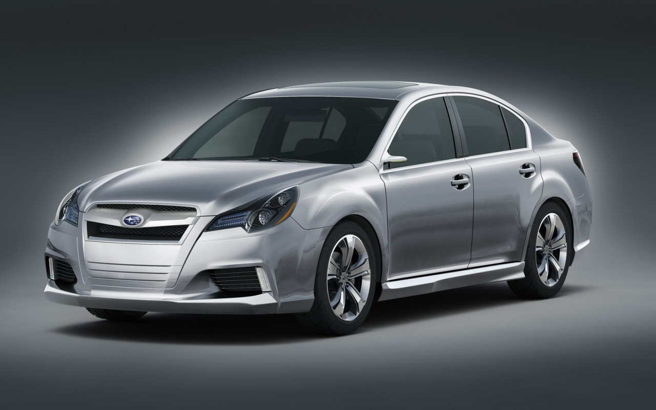 Красивый автомобиль Subaru Legacy