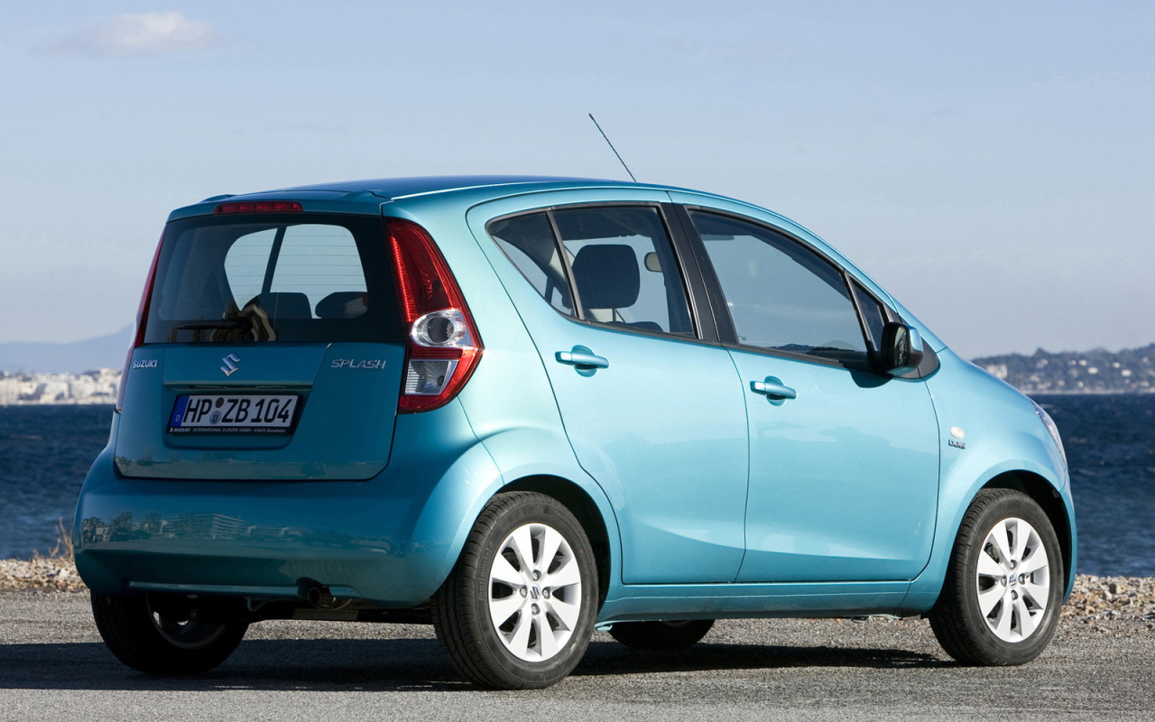 Надежный автомобиль Suzuki Splash