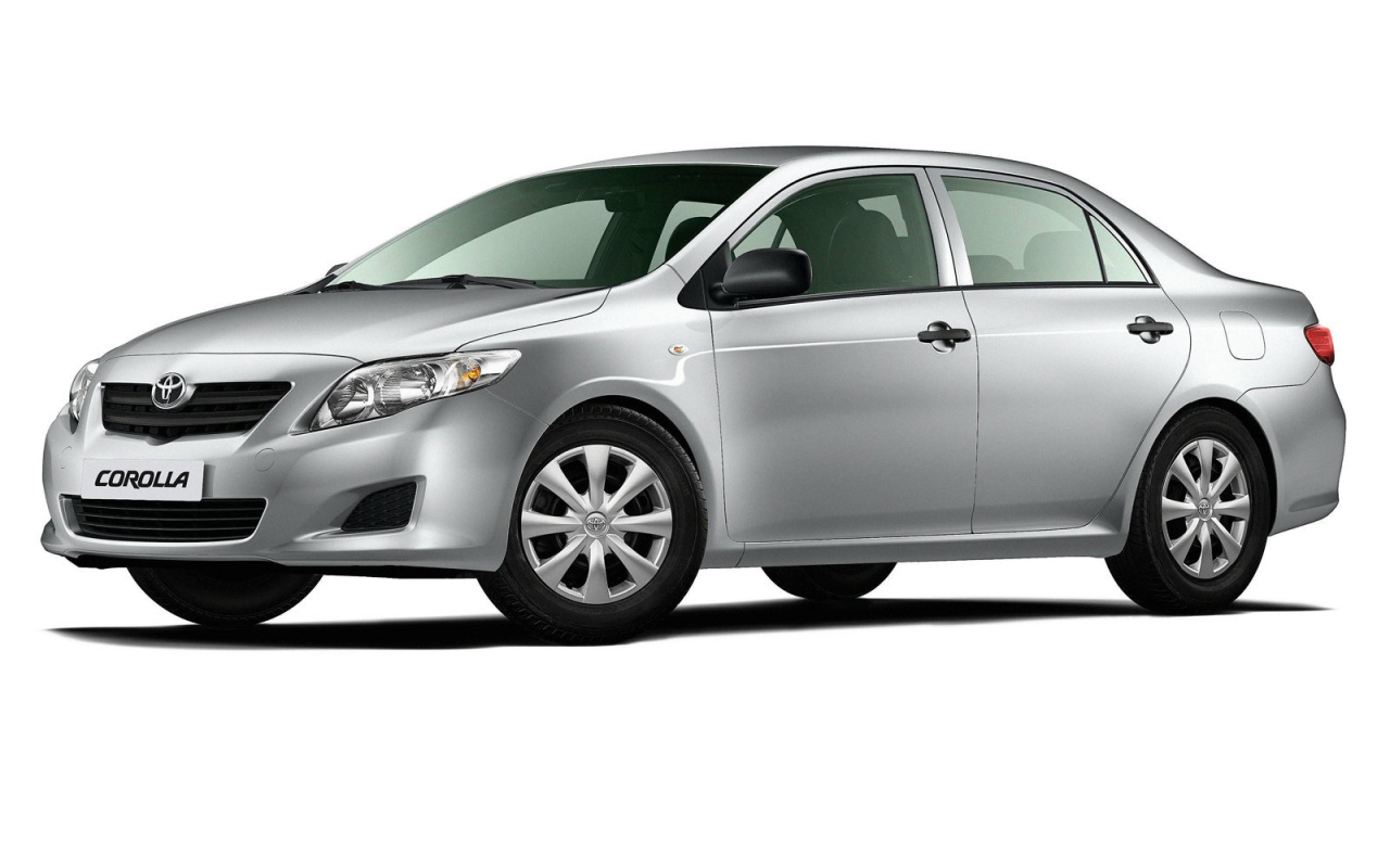 Новая машина Toyota Corolla