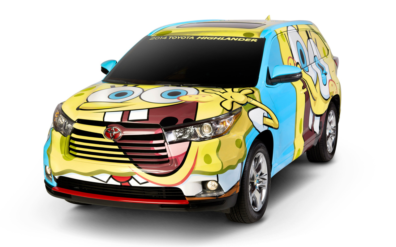 Автомобиль марки Toyota модели Highlander 2014