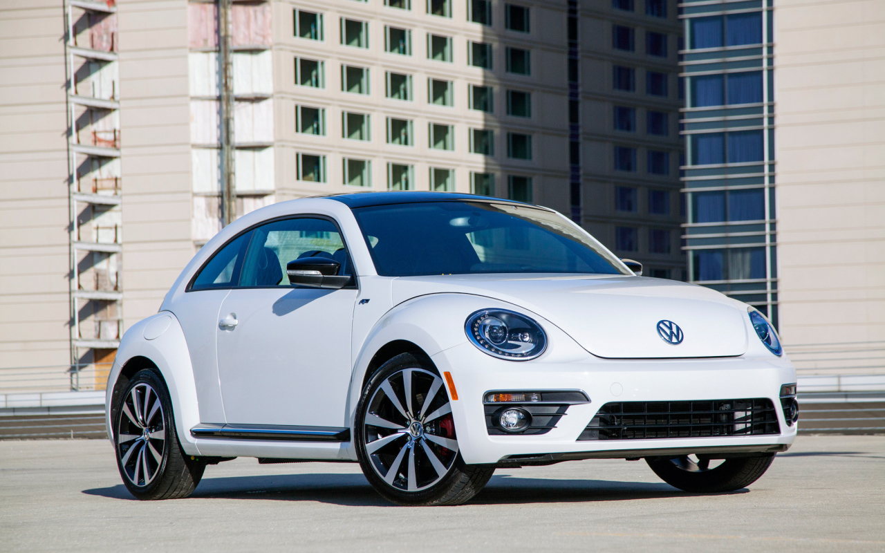 Автомобиль марки Volkswagen Beetle 2014