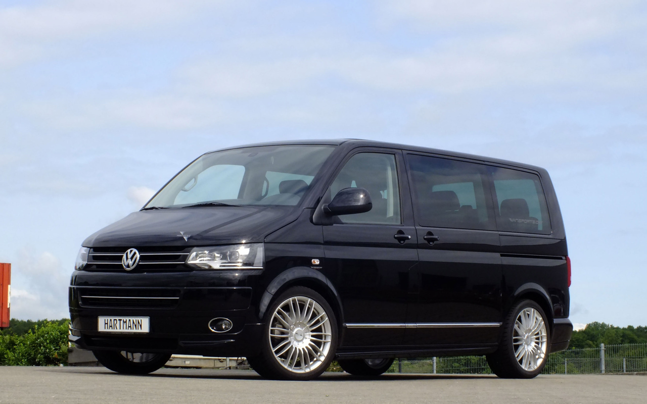 Надежный автомобиль Volkswagen Transporter