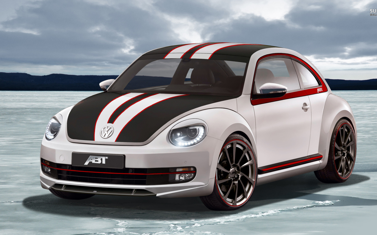 Тест драйв автомобиля Volkswagen Beetle 2014