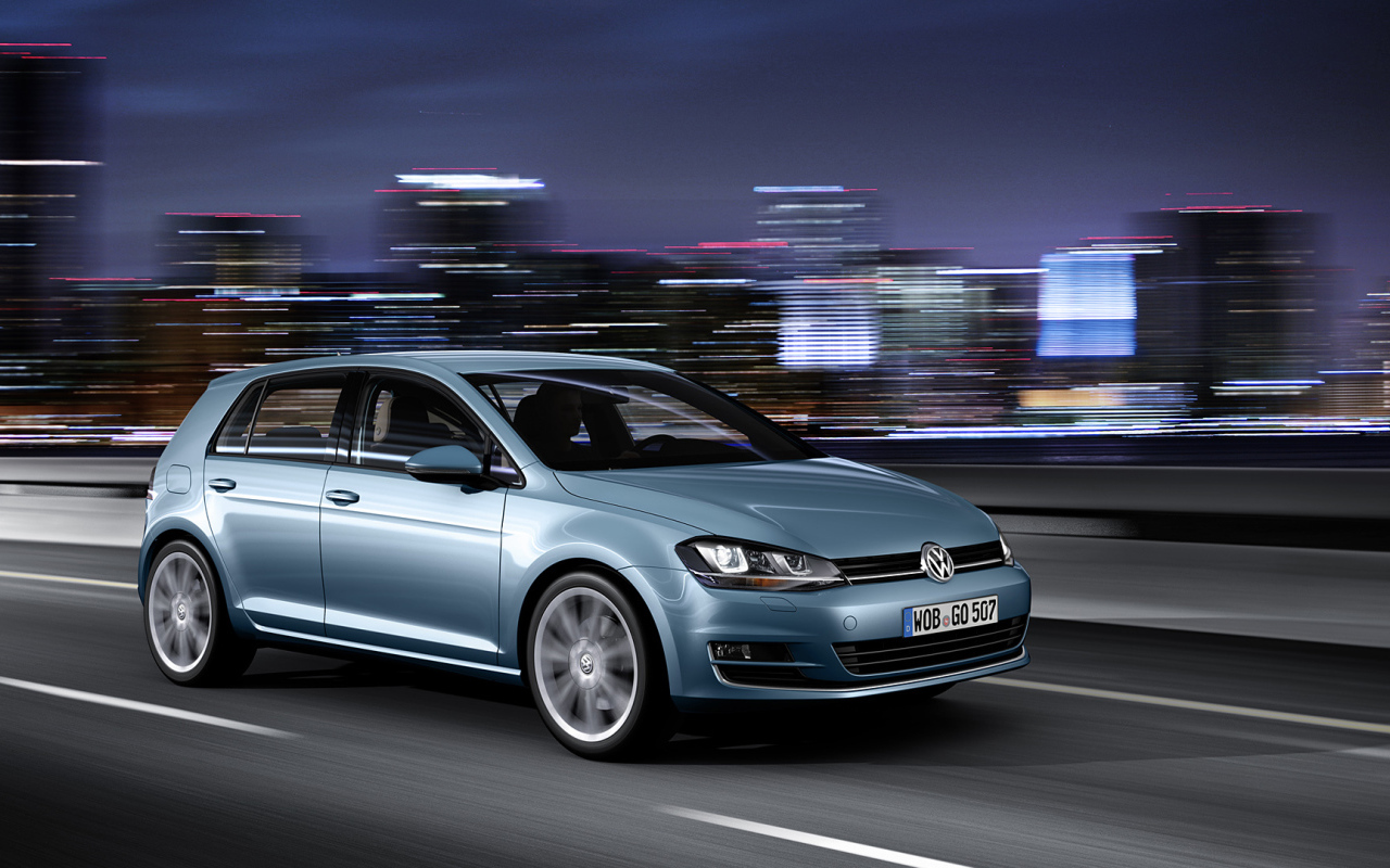 Тест драйв автомобиля Volkswagen Golf