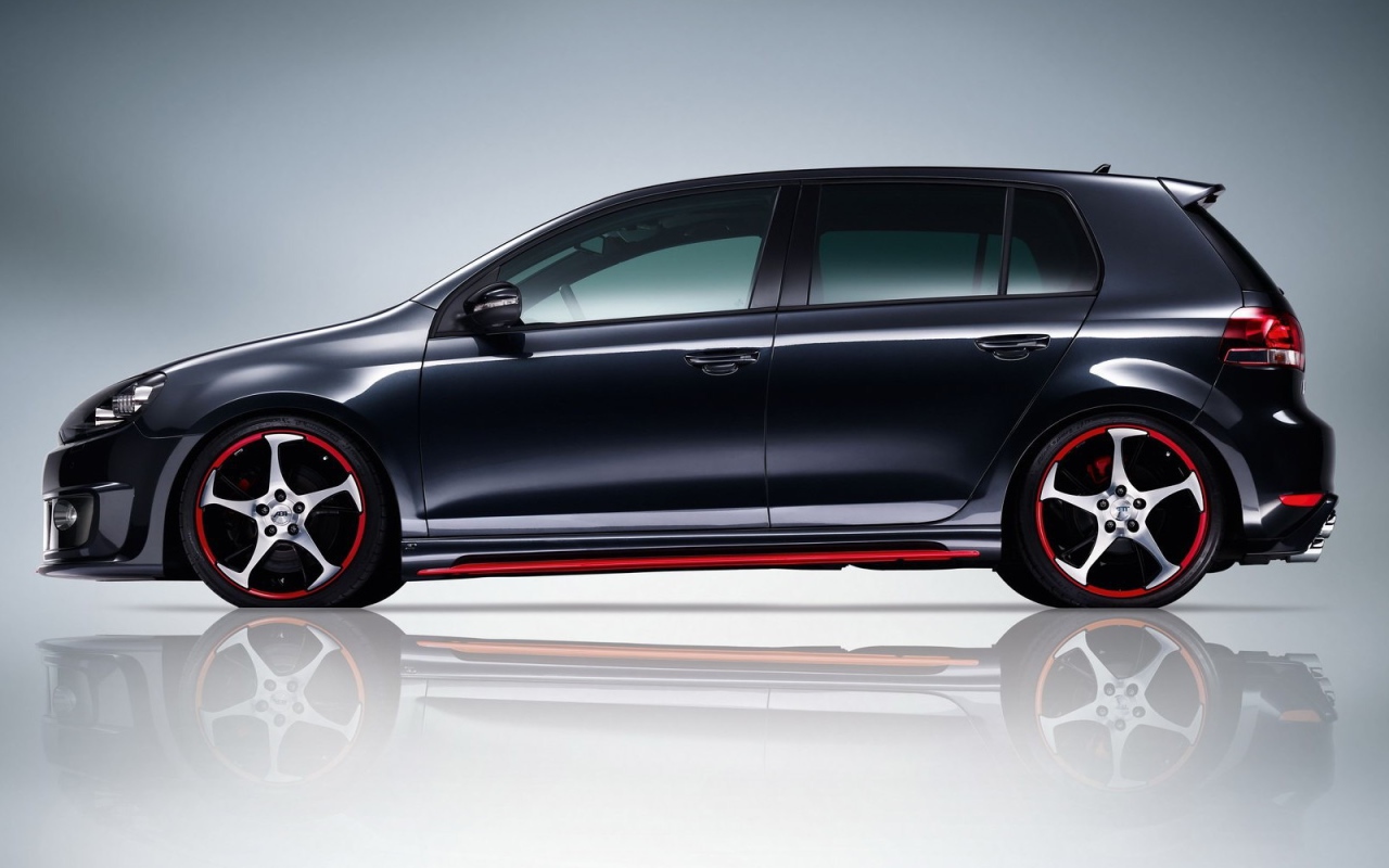 Тест драйв автомобиля Golf GTI 2014 года