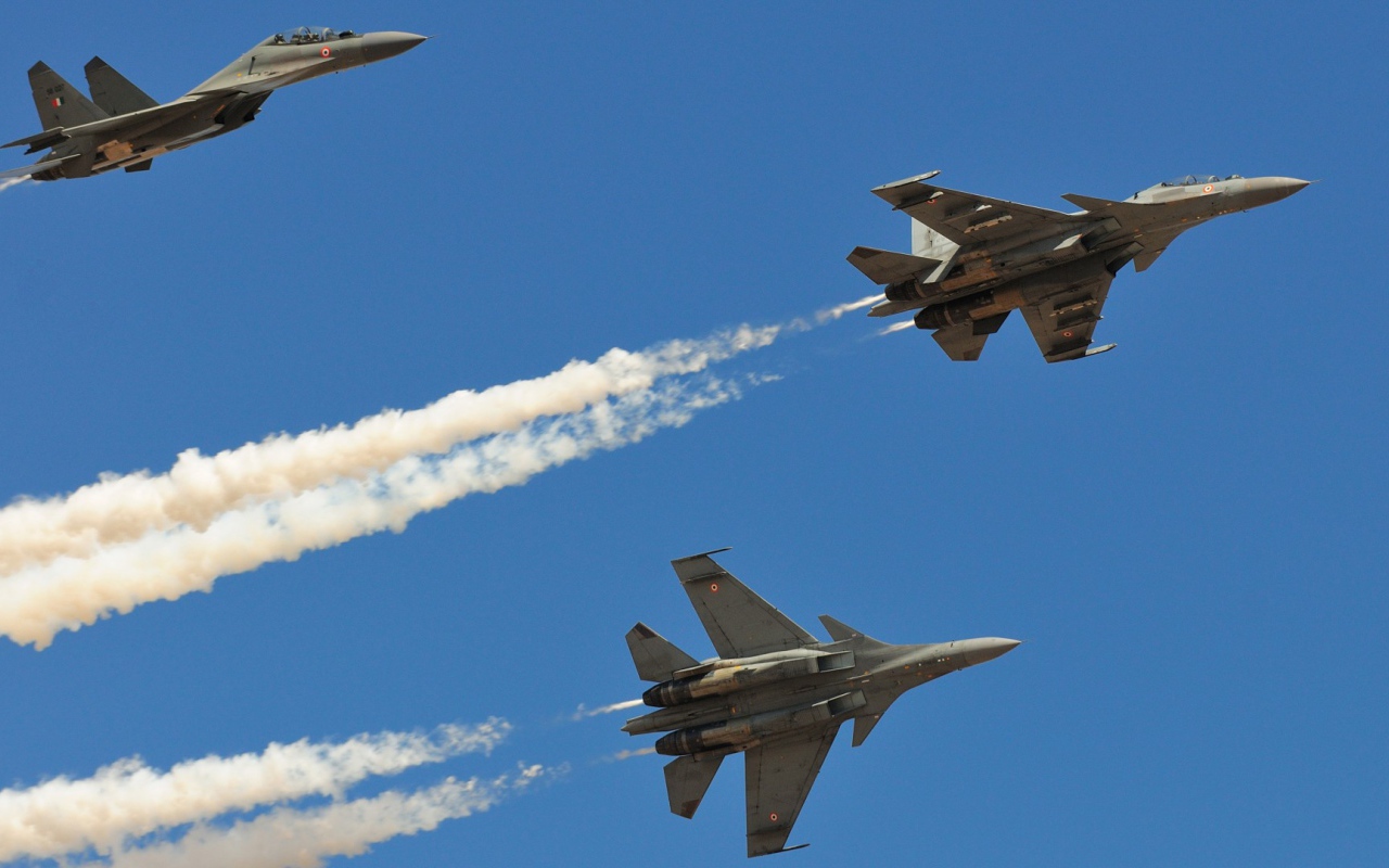 Выхлоп истребителей