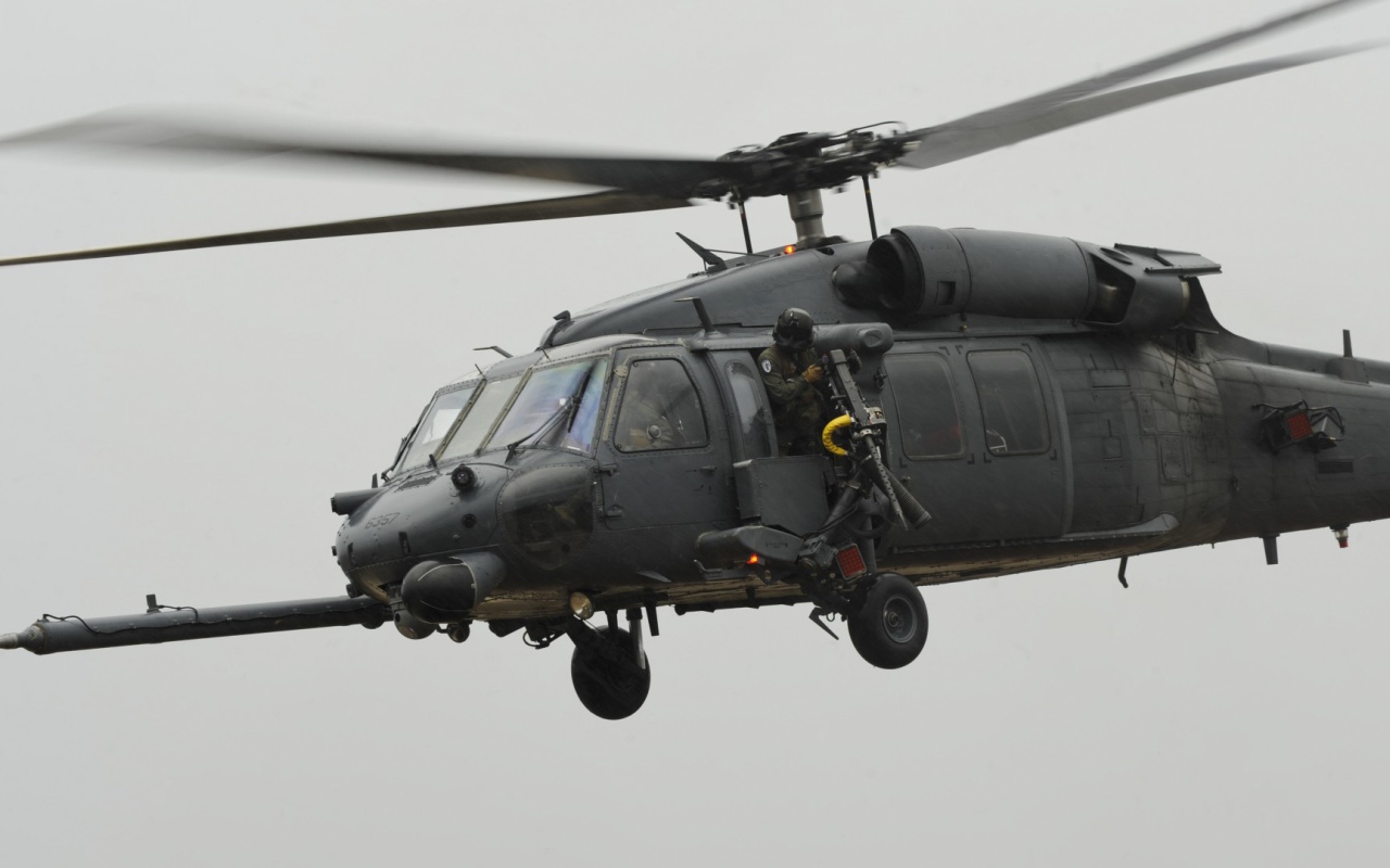 Вертолет на боевом задании