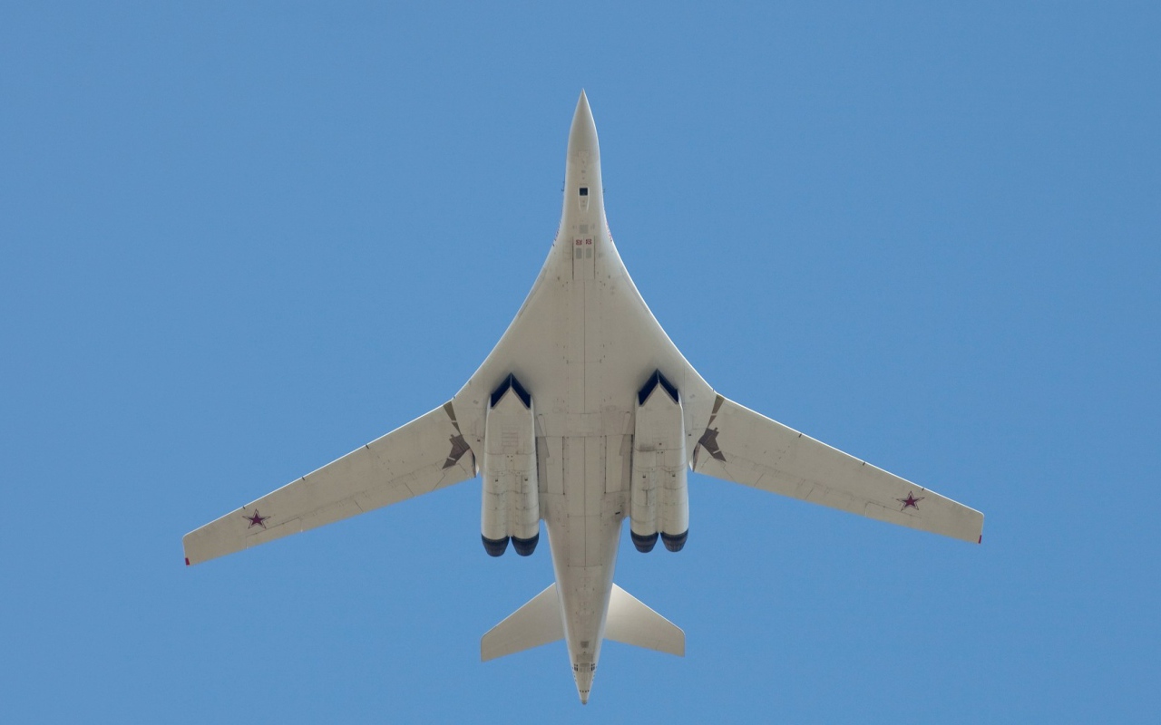 Высотный самолет