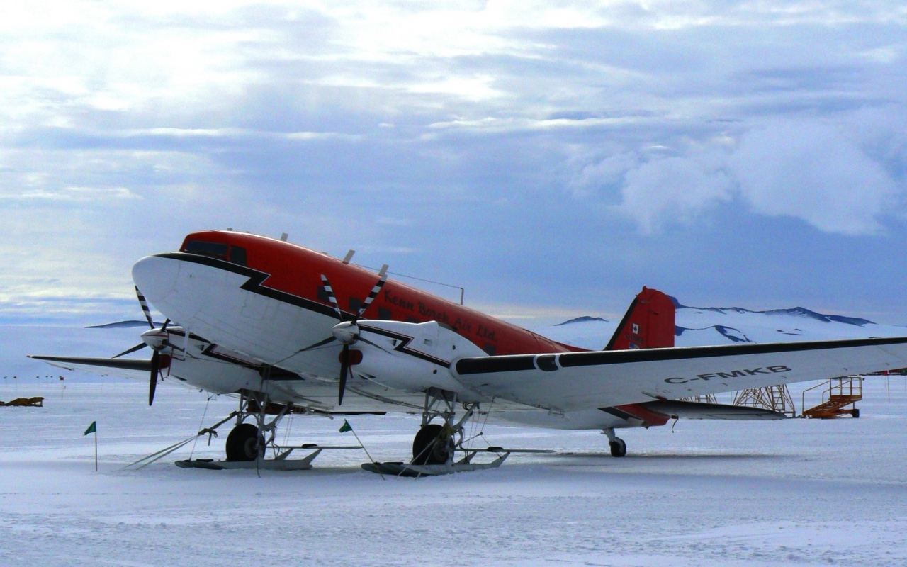 Самолет за полярным кругом