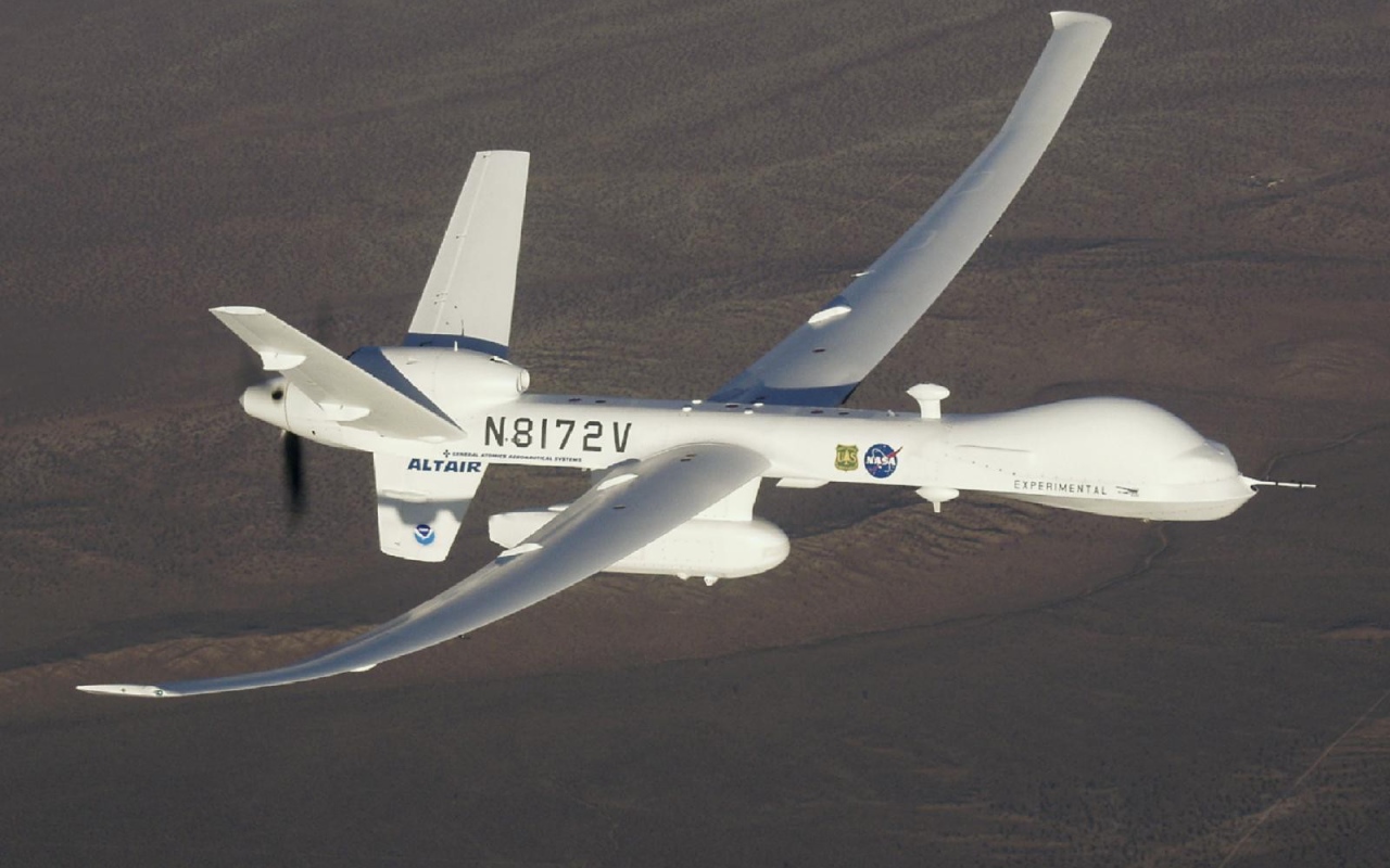 Беспилотный самолет