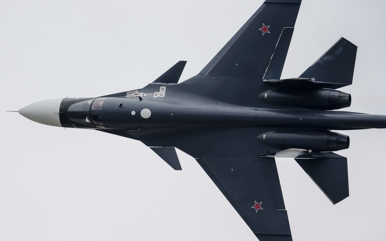 Вид истребителя сверху