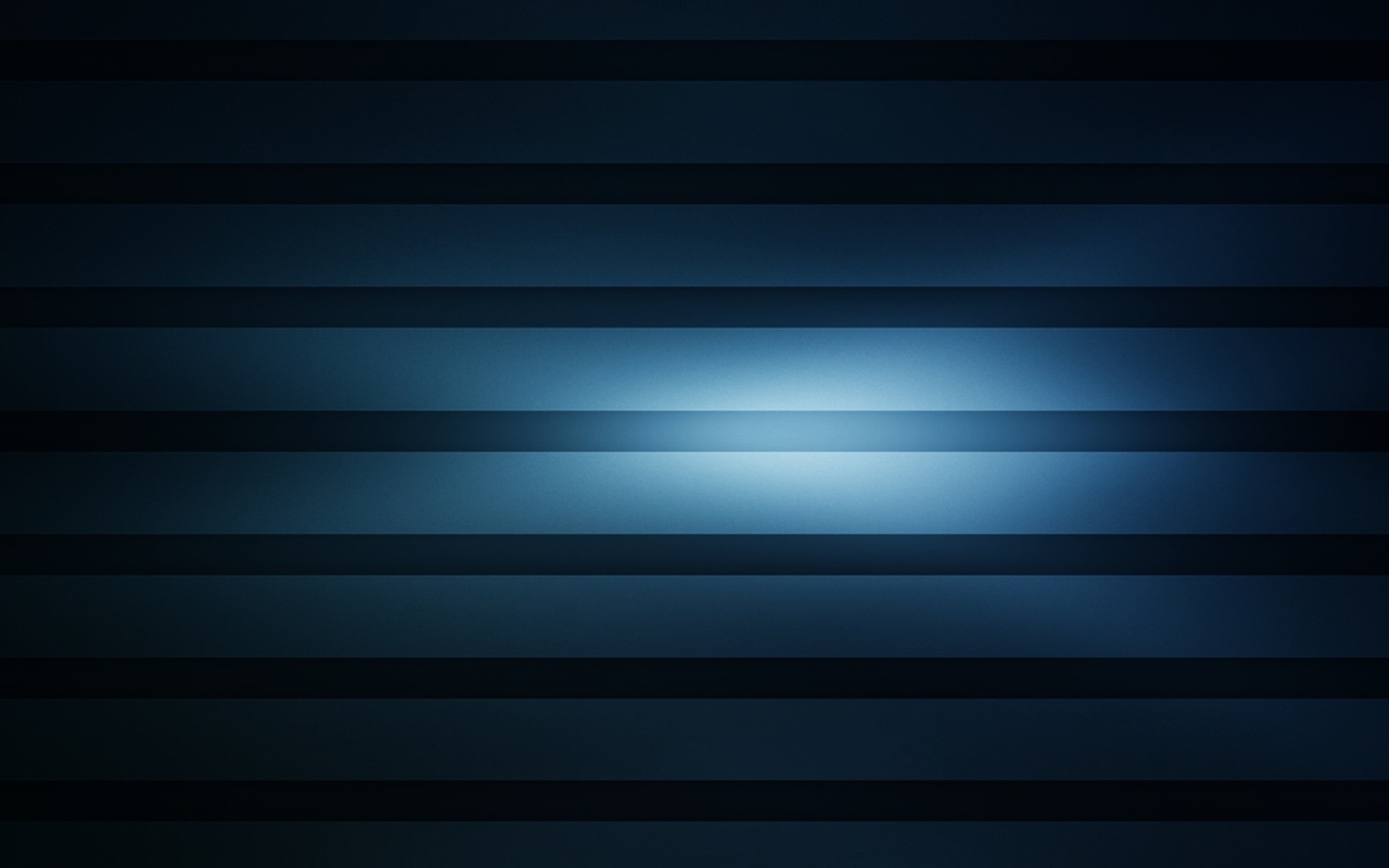 Темные полосы на синем фоне