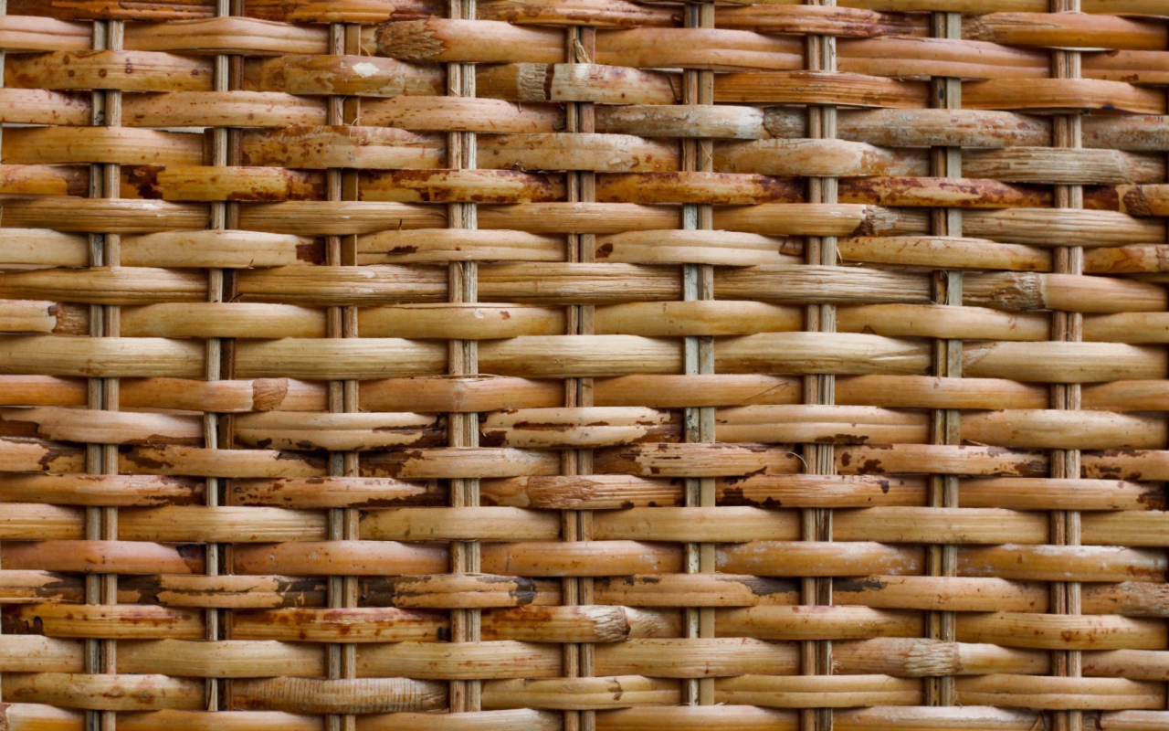 Плетенная корзина