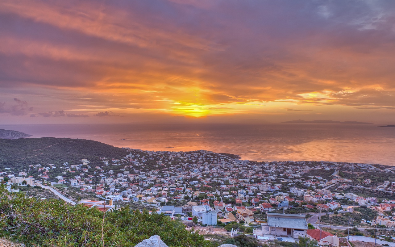 Греческий город у моря