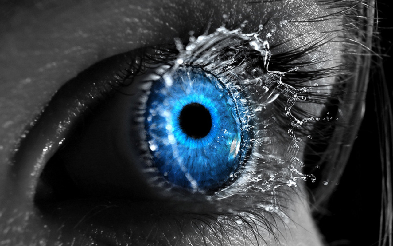 Синий глаз