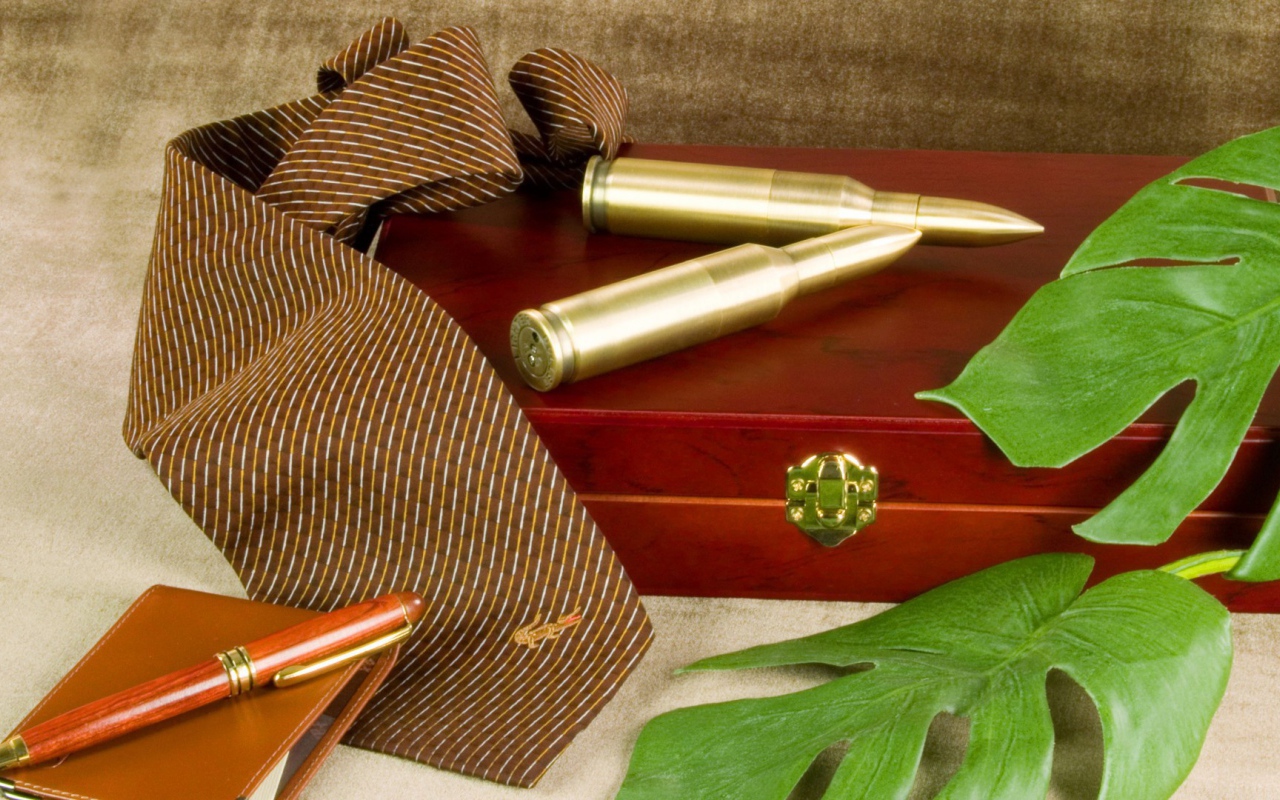 Пули, галстук и шкатулка