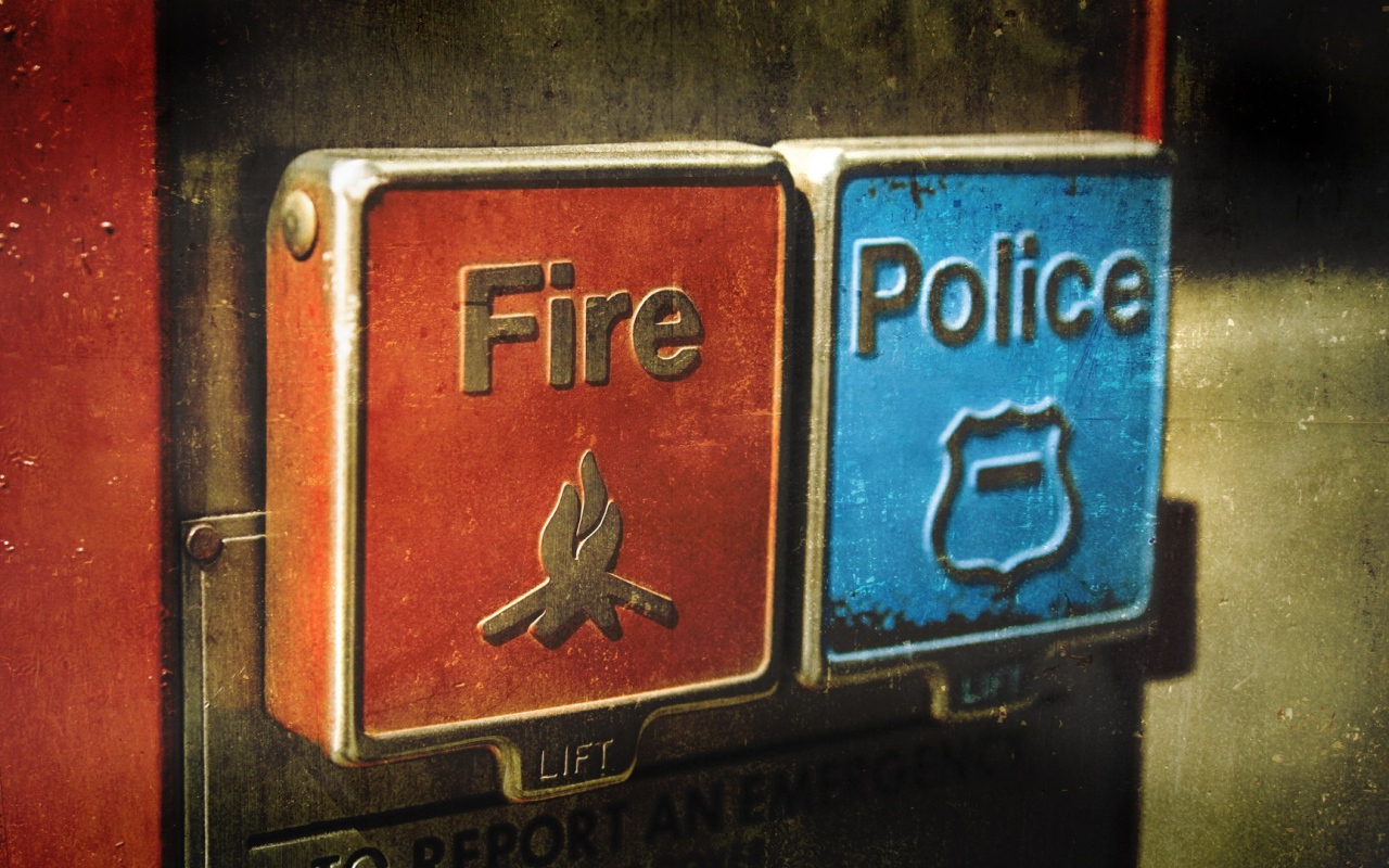 Кнопки вызова пожарных и полиции