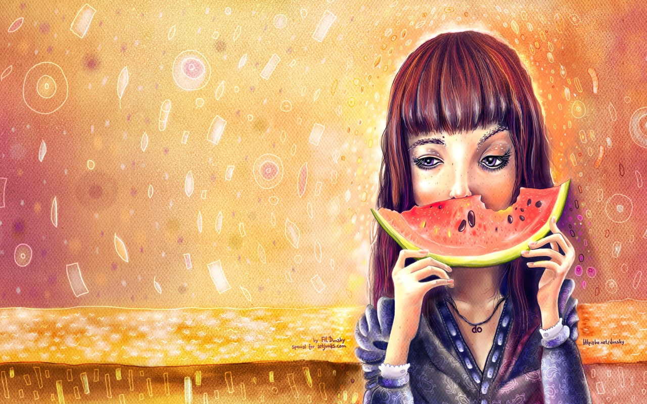 Девушка ест арбуз
