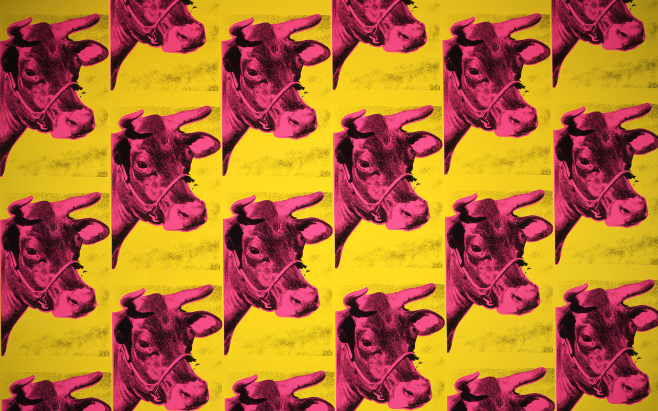 Картина Энди Уорхола красной коровы