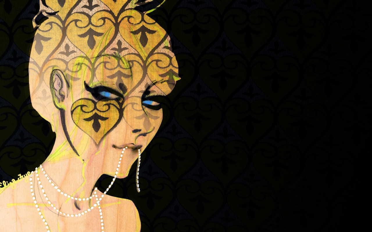 Портрет девушки с орнаментом