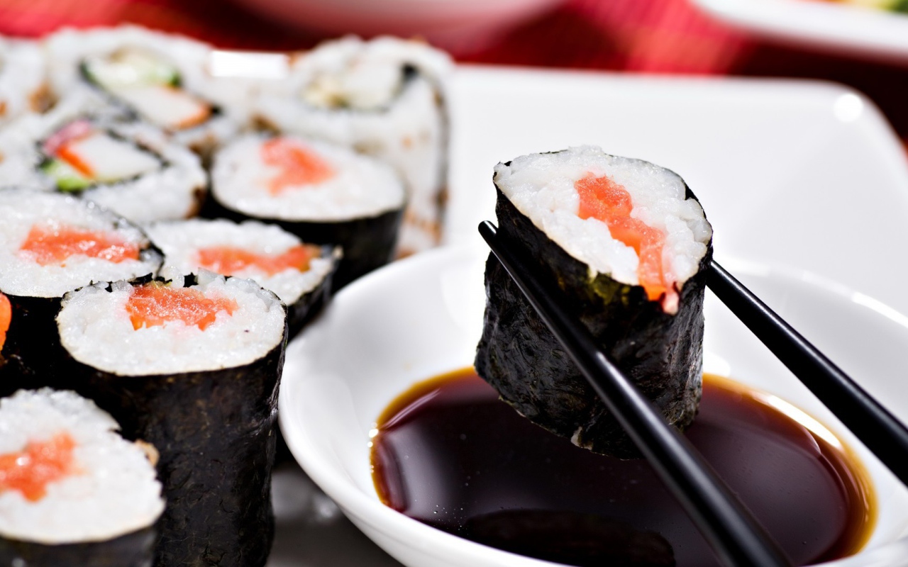 Роллы с семгой