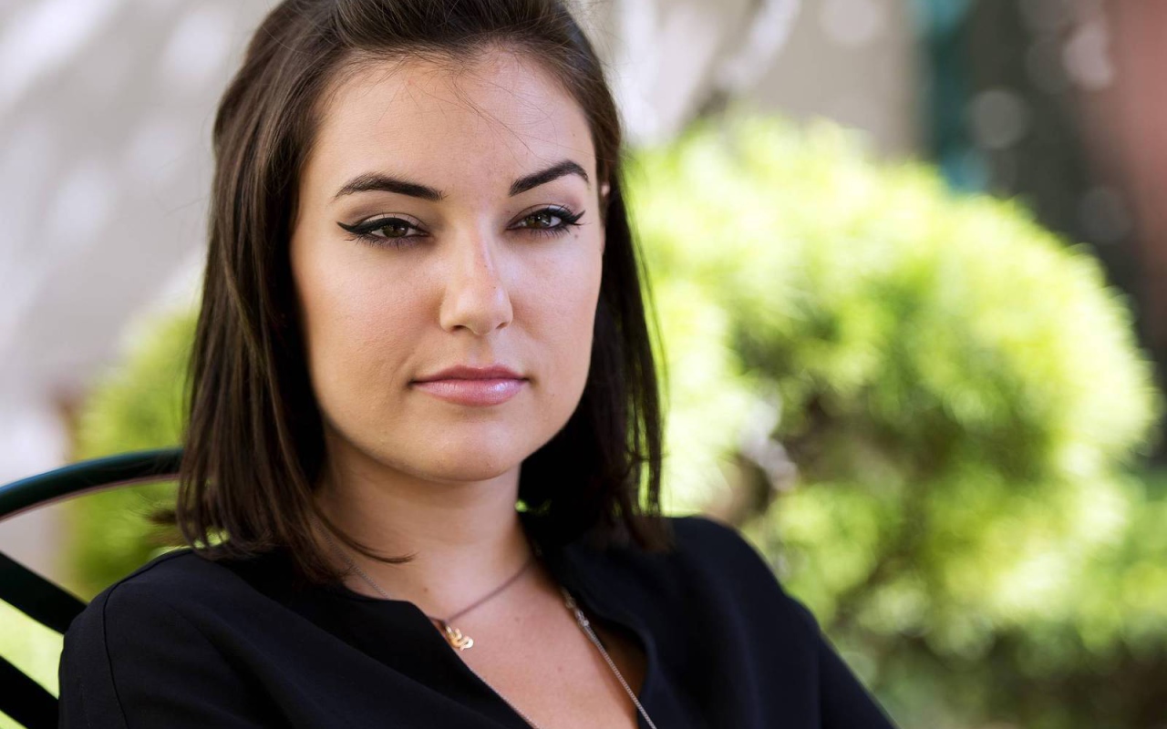 Очаровательная модель Саша Грей