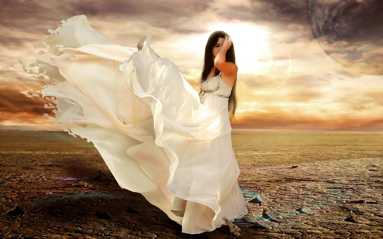 Фантастическое платье у девушки