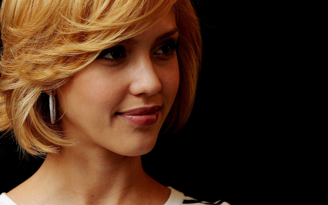 Популярная киноактриса Джессика Альба