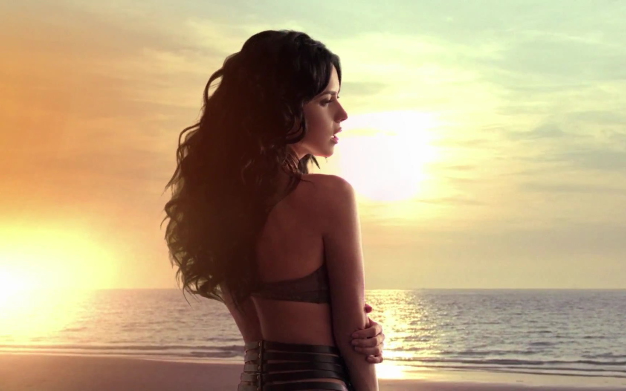 Знаменитая Юлия Савичева