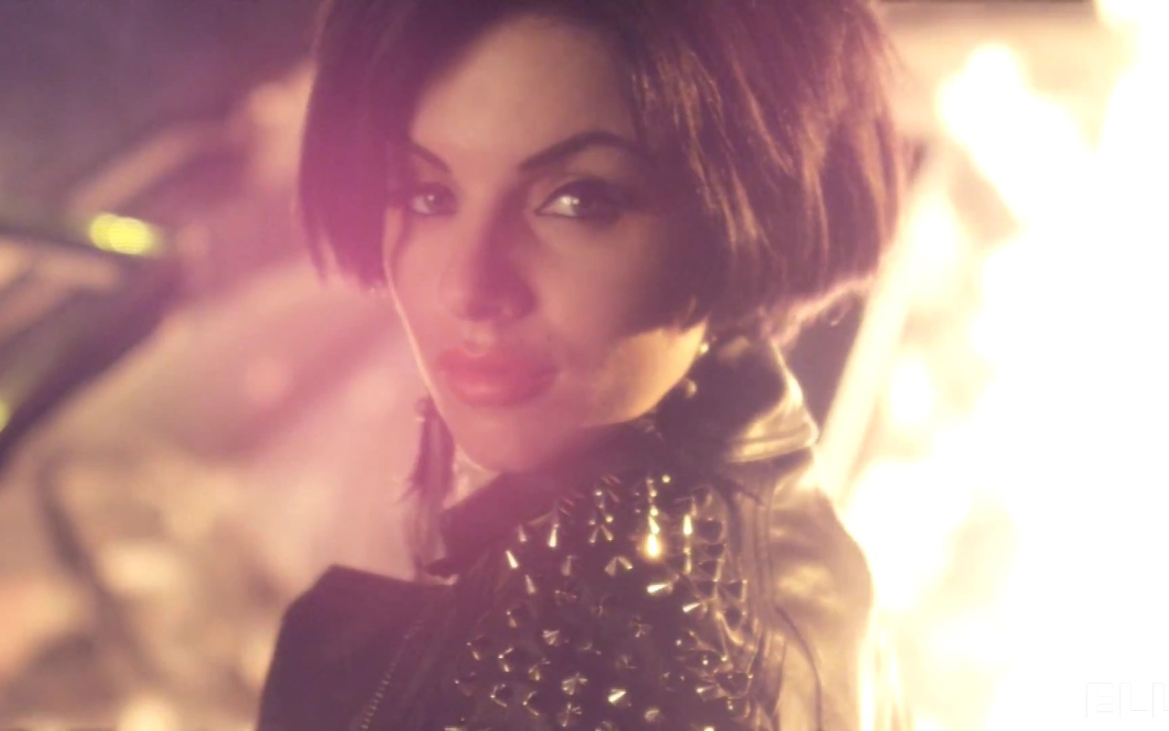 Красивая Юлия Волкова