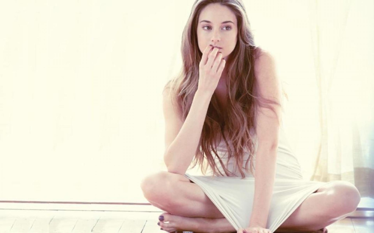 Знаменитая Шейлин Вудли