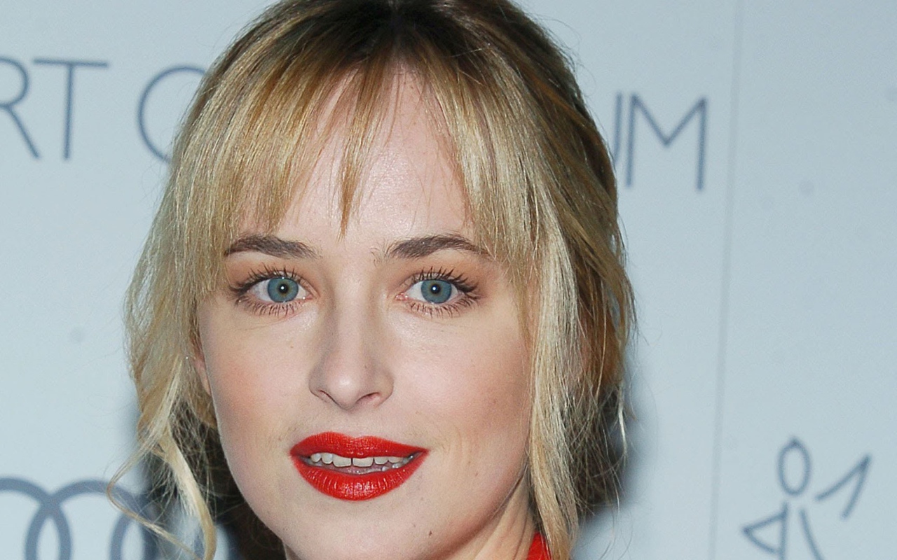 Известная модель Дакота Джонсон