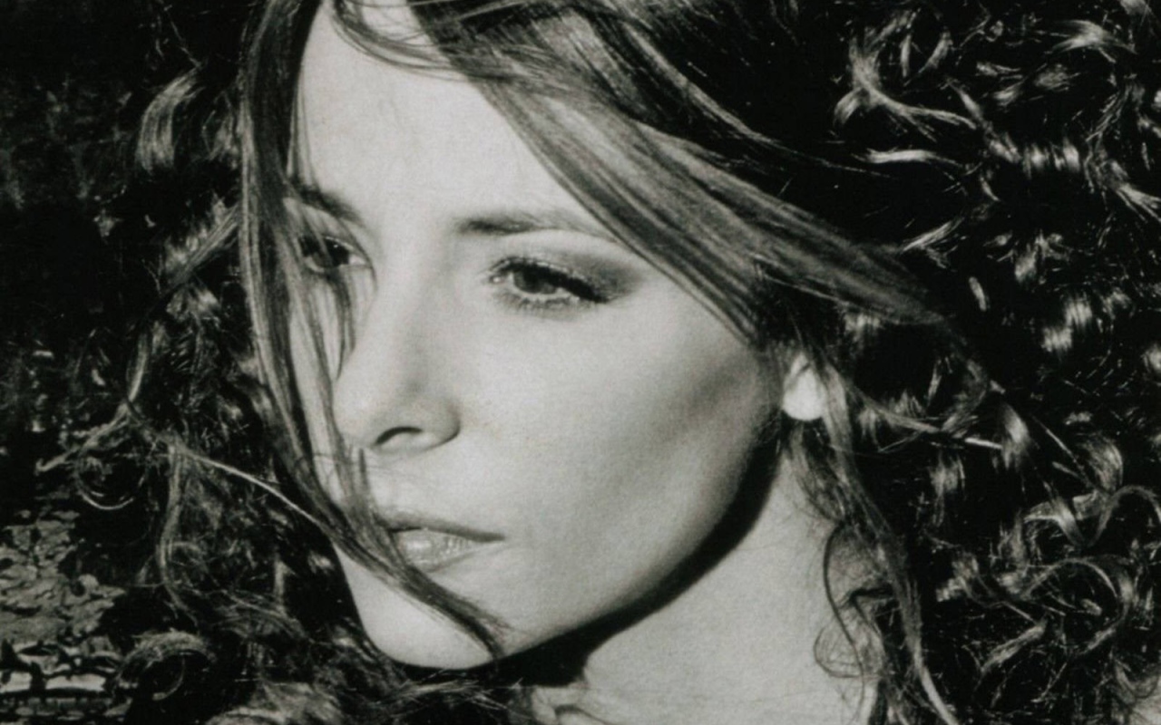 Известная звезда Милен Фармер