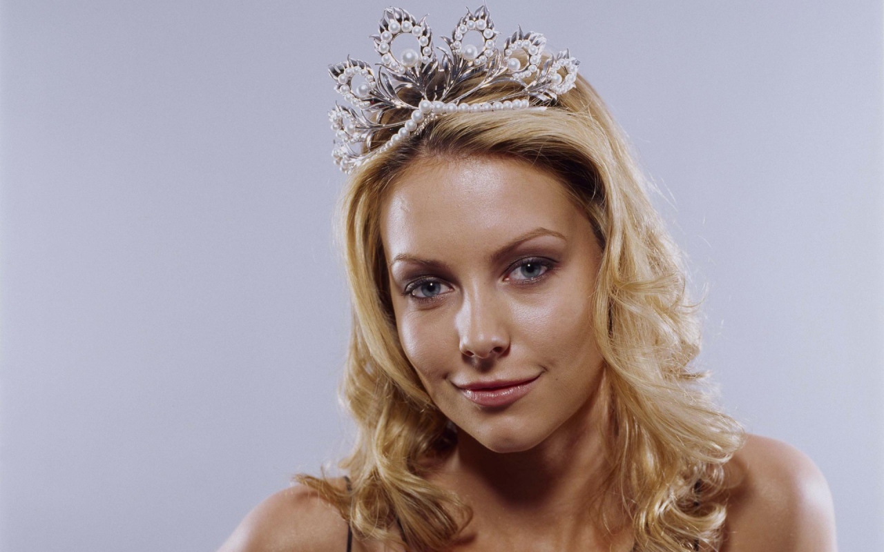 Дженифер Хавкинс модель