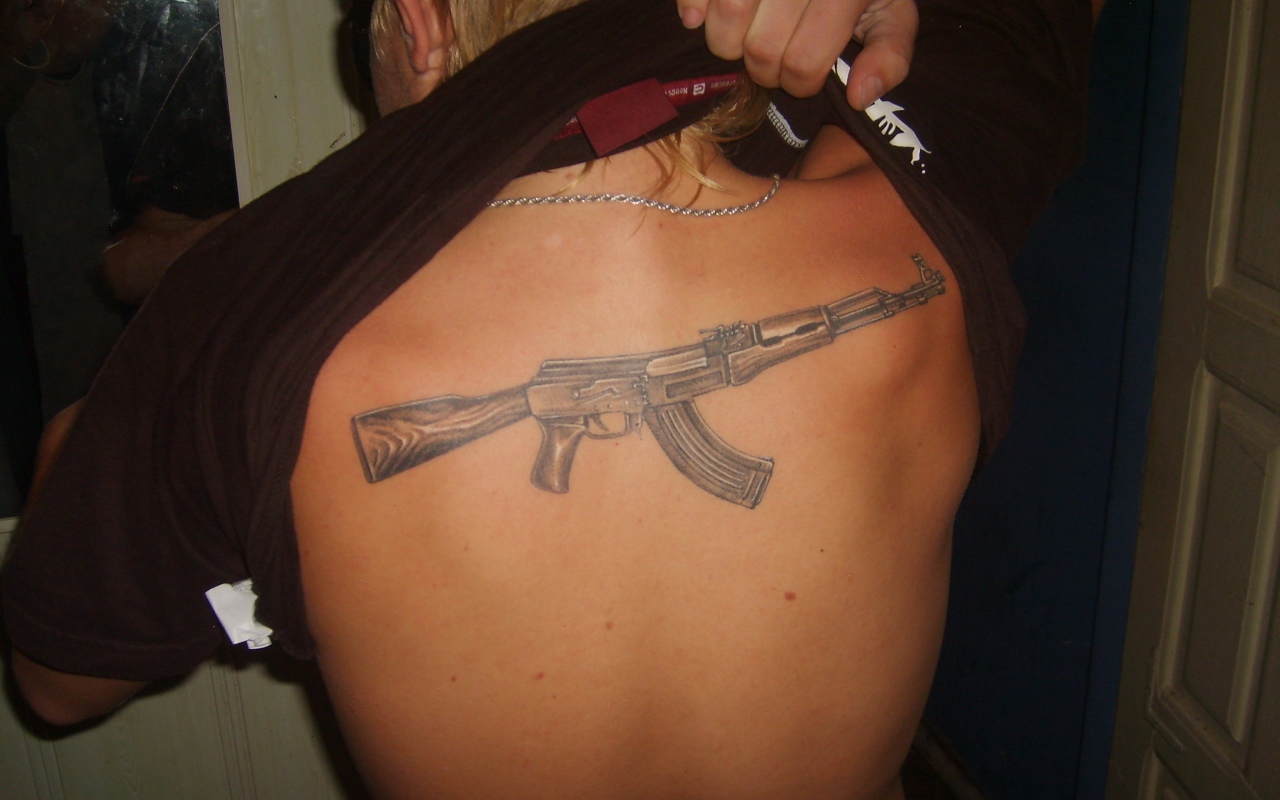 Суперзвезда Витя АК