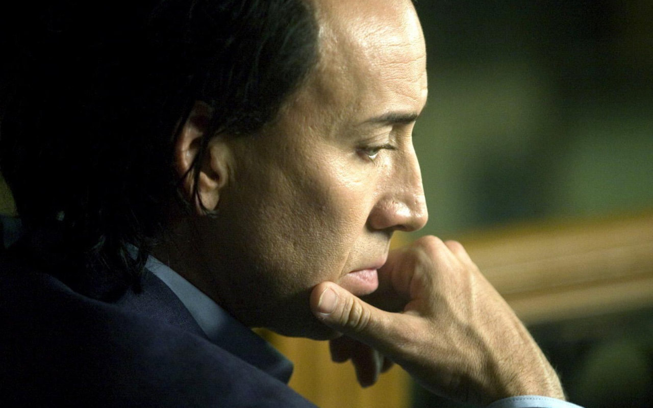 Николас Кейдж думает