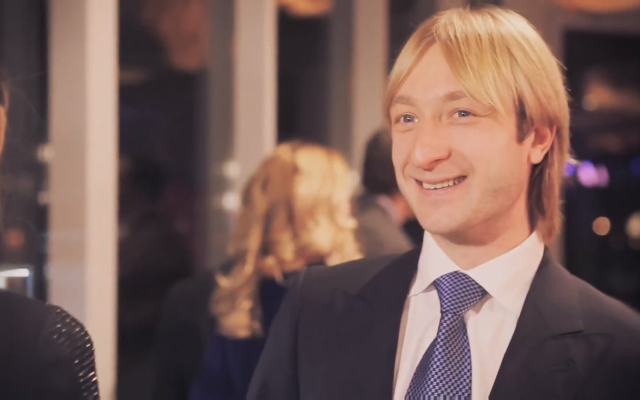 Улыбчивый Евгений Плющенко